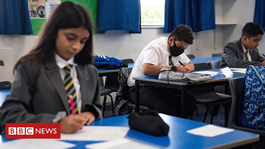 A-level and GCSE results plan a ‘good compromise’, PM says