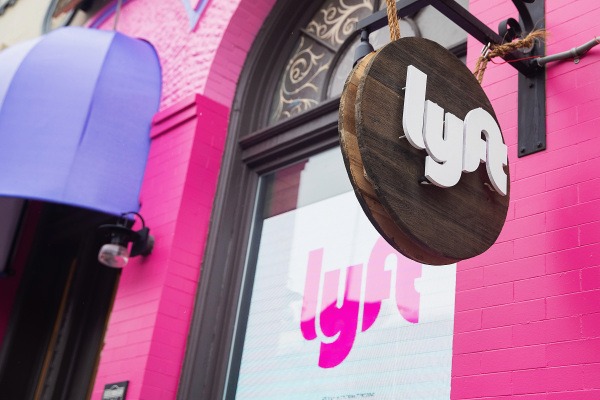 Investors cheer as Lyft’s Q1 revenue didn’t fall as much as expected