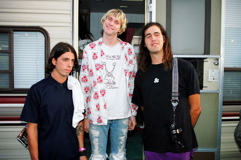 51 Rarely Seen Backstage Photos of Grunge Bands in the 90s