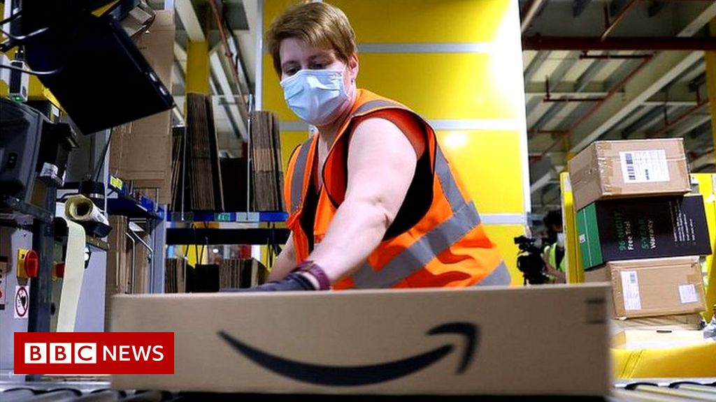 Amazon offers punctual staff £50 for turning up