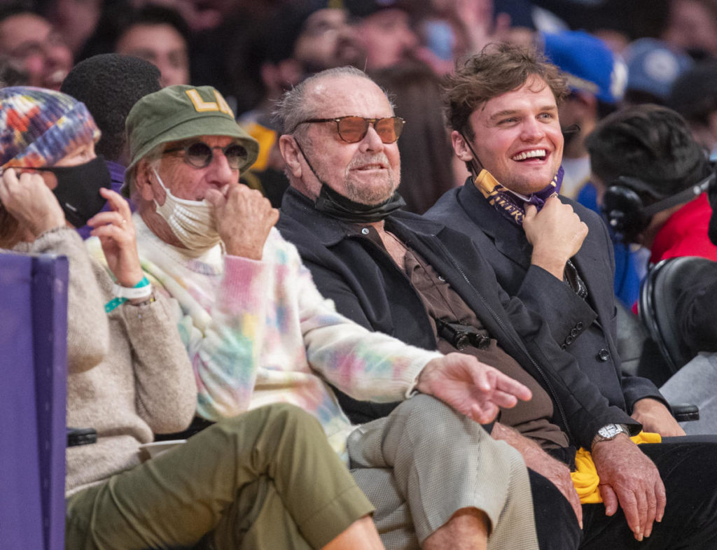 Jack Nicholson makes first public appearance in two years