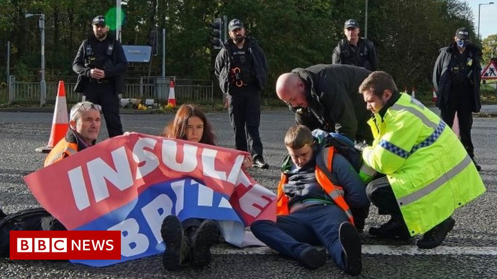 Insulate Britain protests target Manchester Airport and the M25