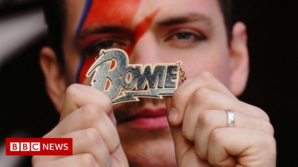 David Bowie: Pop-up shop opens in London