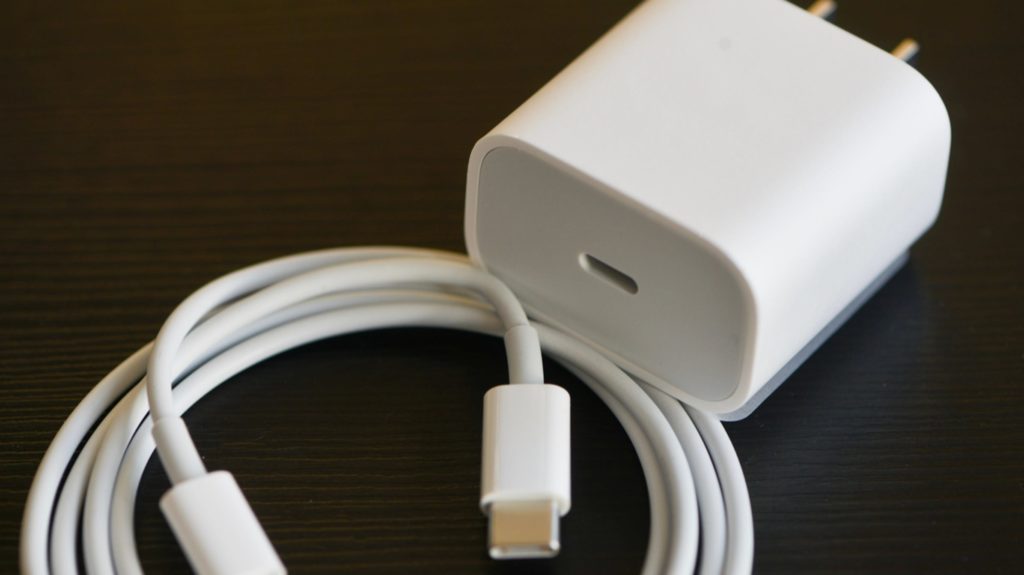 The Best iPhone Chargers of 2021