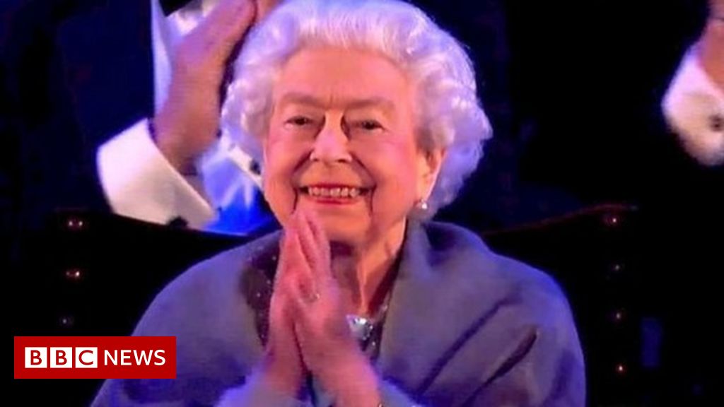 Queen attends Platinum Jubilee equestrian extravaganza