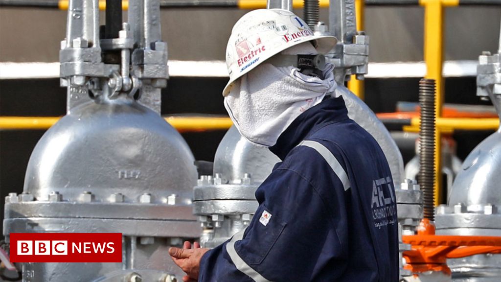 Saudi Aramco: Oil giant sees profits jump as prices surge