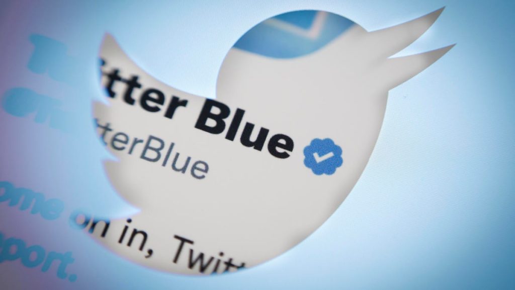 Twitter Blue Launch Reportedly Delayed—Again—As Musk Takes Issue With Apple Store Fees
