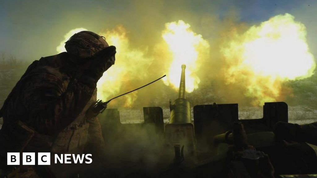 Soledar: Ukraine battle hints at rift in pro-Russian forces