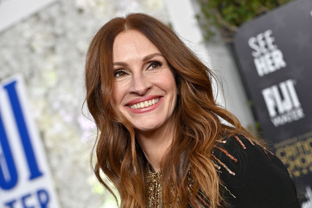 Julia Roberts was originally cast as the star of ‘Shakespeare in Love,’ and it was a ‘disaster,’ producer says